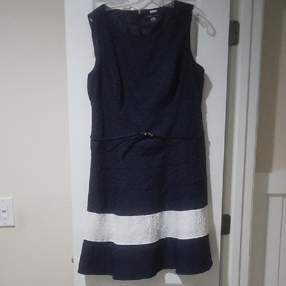 Tommy Hilfiger Blue and White Sleeveless Sheath Dress